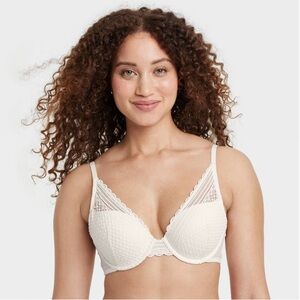 New! Women's Lace Push-Up Plunge Bra - Auden™ White Size 40 C